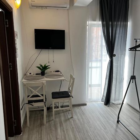 Appartement Casa Habana 2 à Oradea Extérieur photo