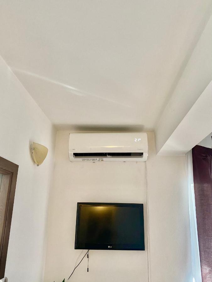 Appartement Casa Habana 2 à Oradea Extérieur photo